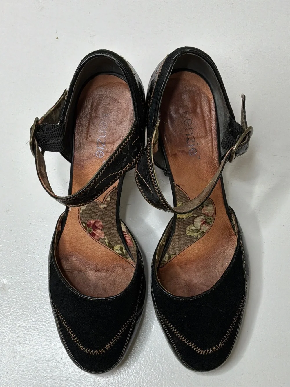Kenzie Kayna Black Suede/Leather Ankle-Strap Heels Floral Cut Out In Leather Sz8
